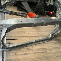 CHEVY SILVERADO/GMC SIERRA 1500 RADIATOR SUPPORT 2019-2025 OEM