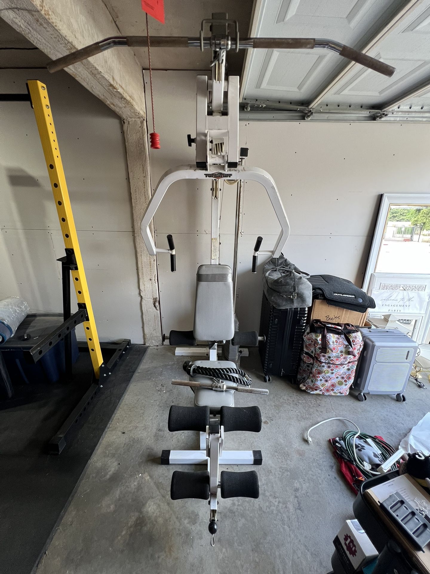 Home Gym CFM 555 (200LB Weight Stack)
