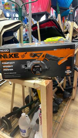RIDGID 18V Brushless 4-1/2" Circular Saw-pick up only