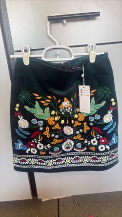 Emerald green Mexican style skirt