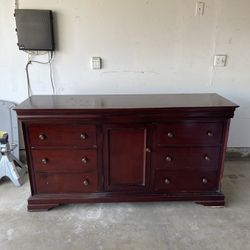 Bedroom Dresser