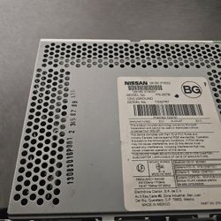 Nissan Altima Factory Radio/ Cd Player