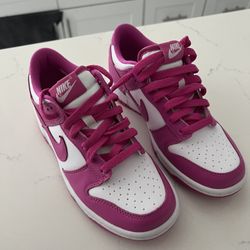 Nike Dunk Low