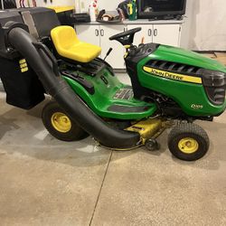 John deere D105 With Bagger!! OBO