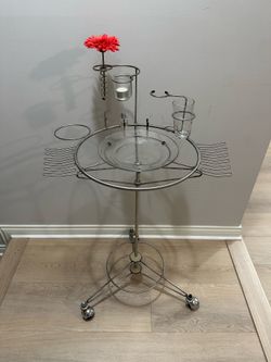 Cyber Diner/ TV food stand / mobile dinner stand