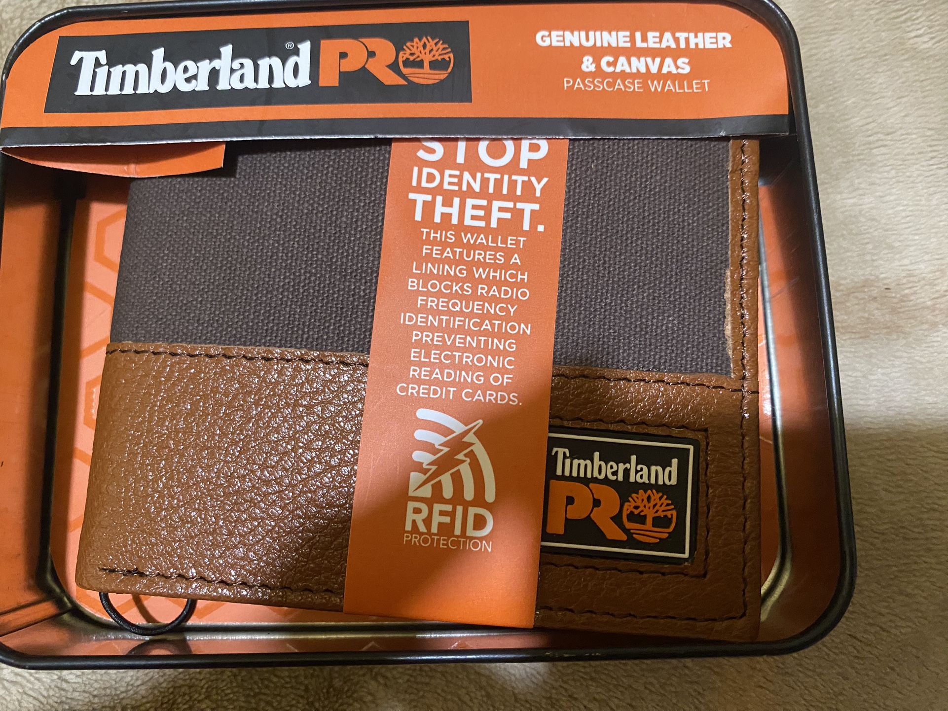 Timberland Pro Men’s Rubber & Leather Wallet