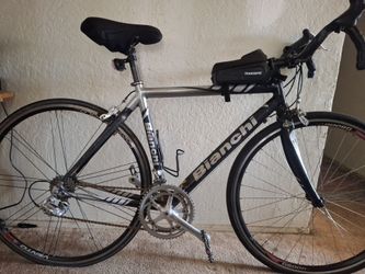 2005 Bianchi san mateo road bike