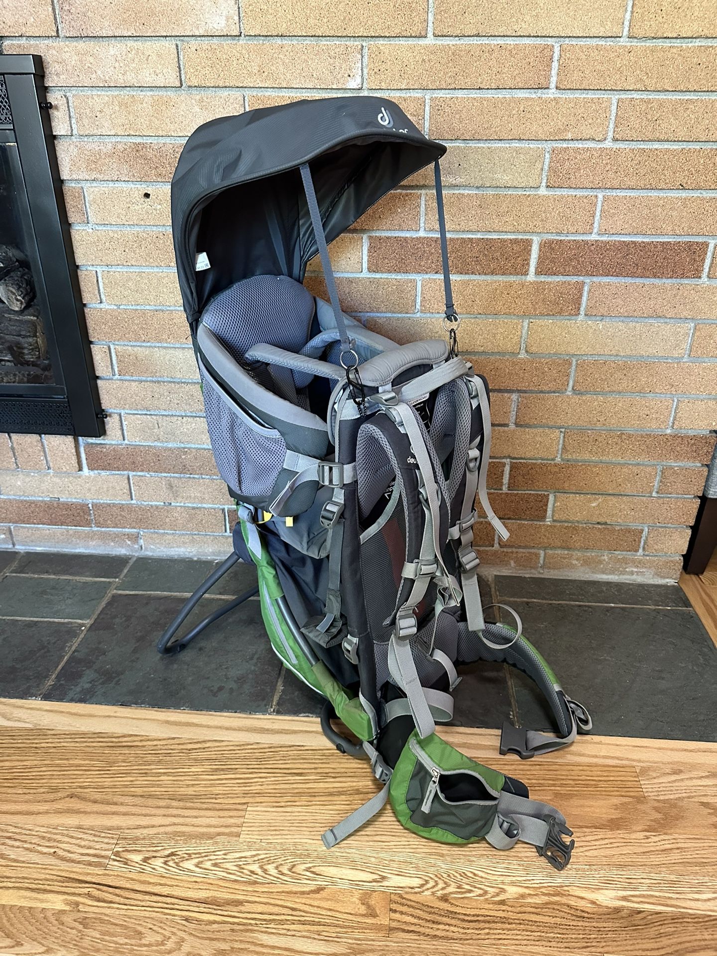 Deuter Kid Comfort Air Carrier Backpack With Sunshade