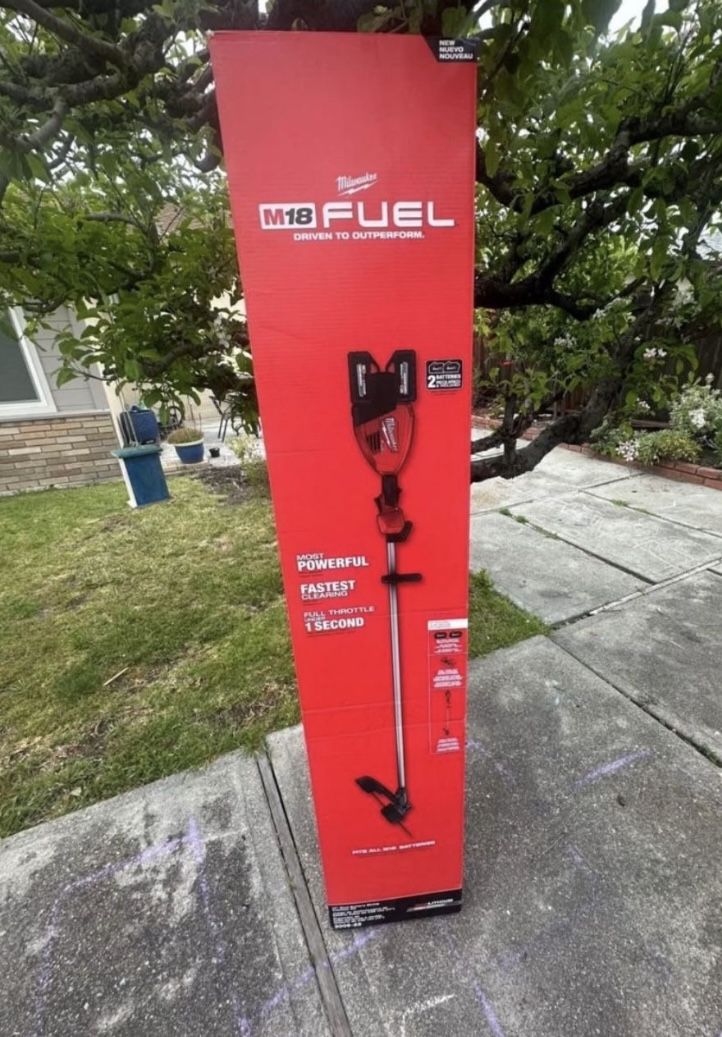 Milwaukee Grass Trimmer