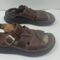 Born Mens Fisherman Sandals Size 9M Brown Leather