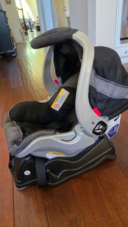 Baby Trend infant car seat
