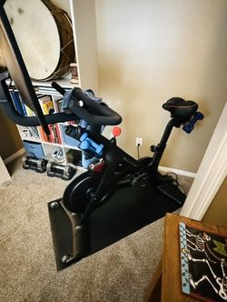 Like New 2024 Peloton Plus Bike