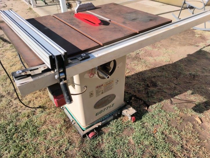 Grizzly Table Saw