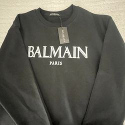 BALMAIN SWEATER BRAND NEW NEVER WORN SIZE XL