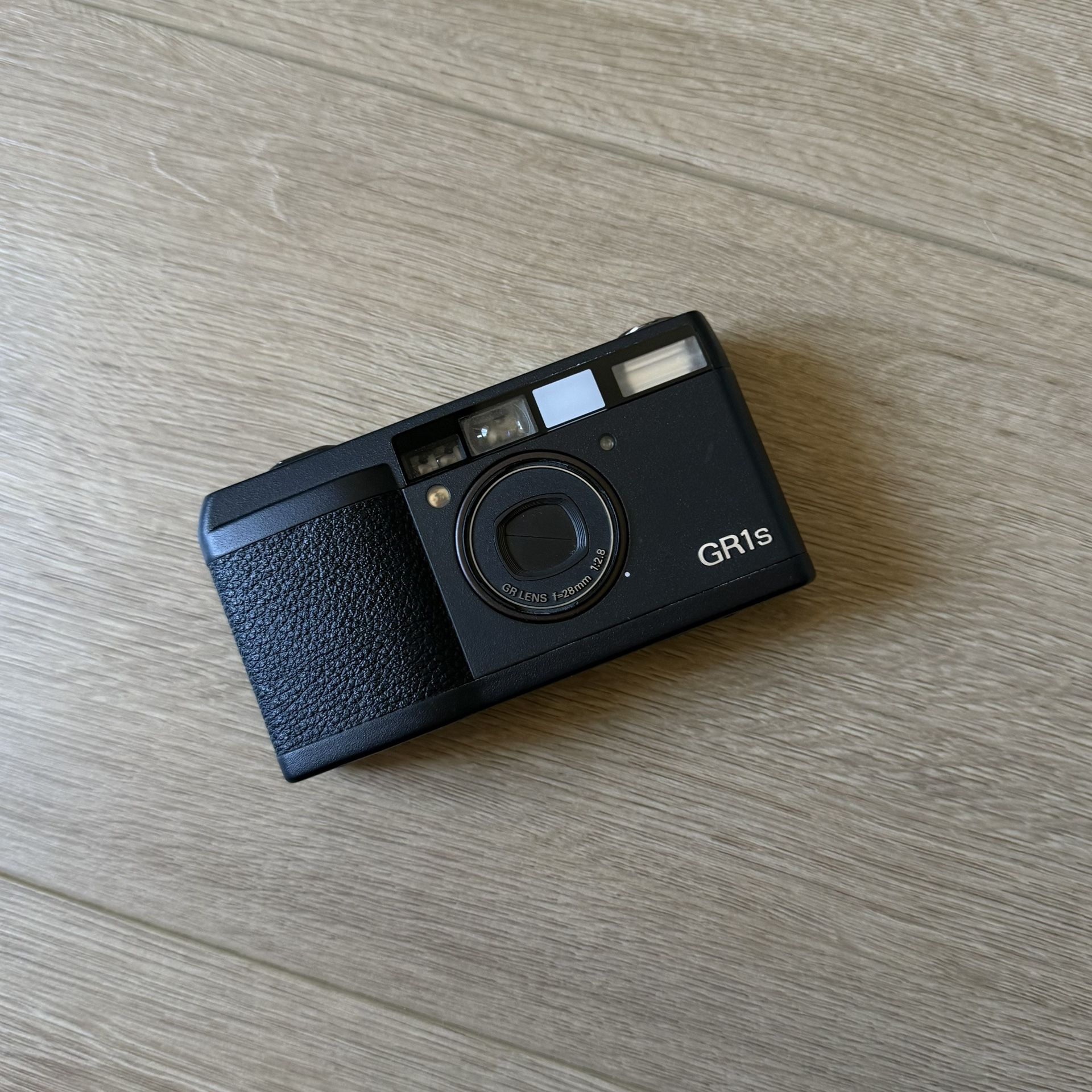 Ricoh GR1s (Not Working/FOR PARTS)