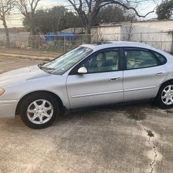 2006 Ford Taurus 