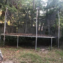 Trampoline 