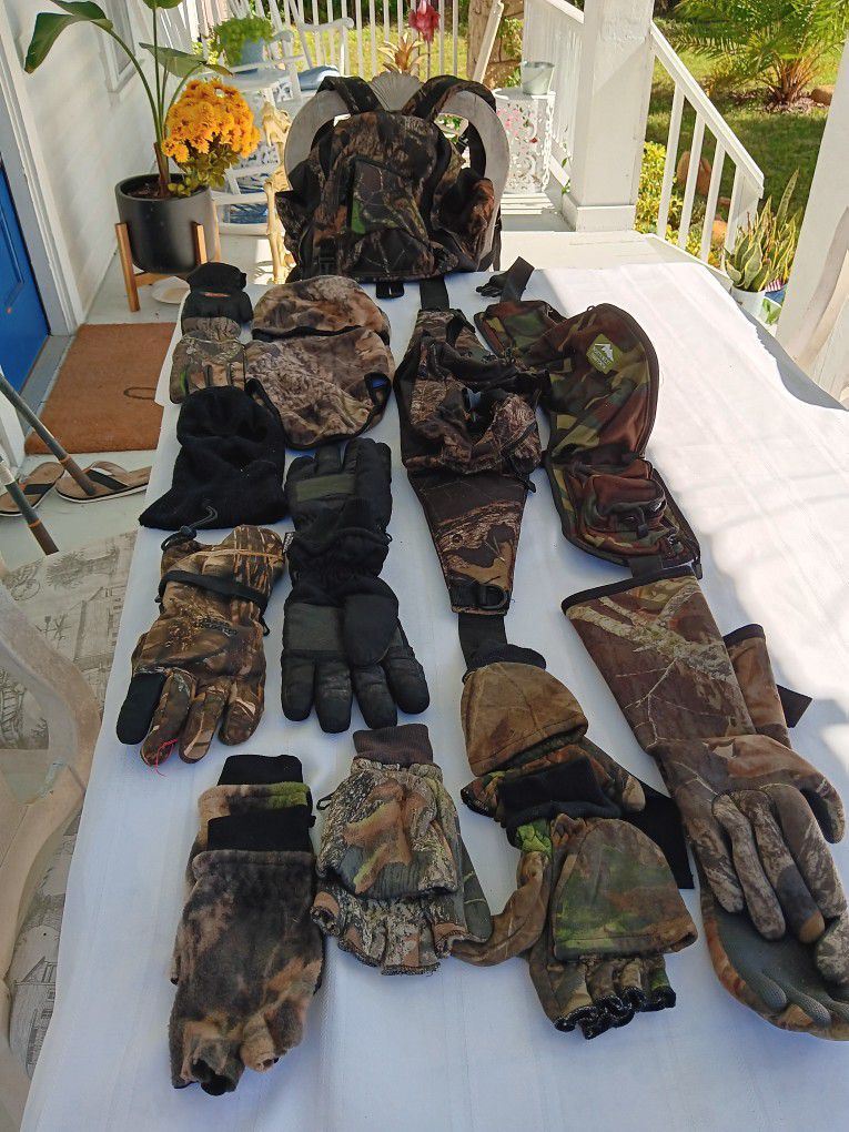 Camouflage hunting gear