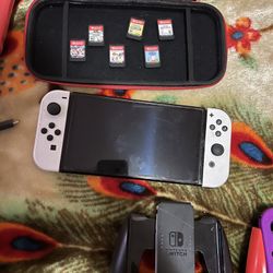 Nintendo Switch Oled  Mario Bundle And Controllers 400$obo