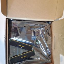 ASUS Motherboard & RAM Sticks