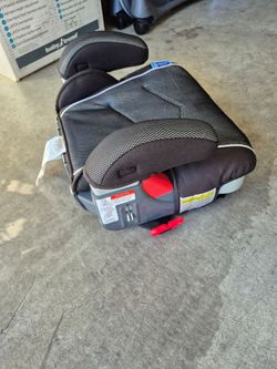Graco Booster Car Seat – $20