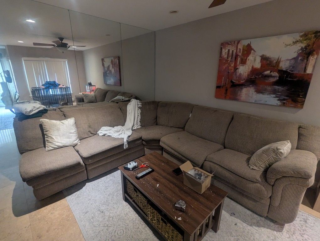 Sectional Couch w/ Sleeper Sofa and Recliner