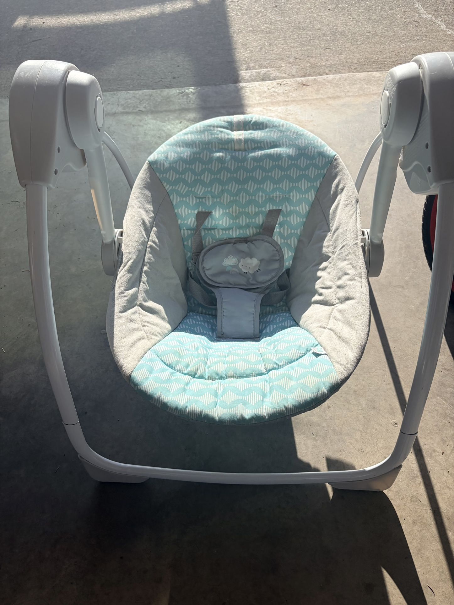 Battery Powered Baby Swing $10