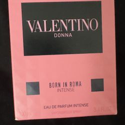 Valentino Perfume 