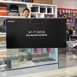 Fujifilm X-T30 II w/15-45mm