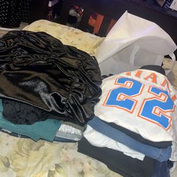 Closet Cleanout - Large/XL Clothes