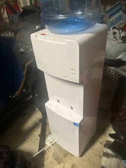 Water dispenser