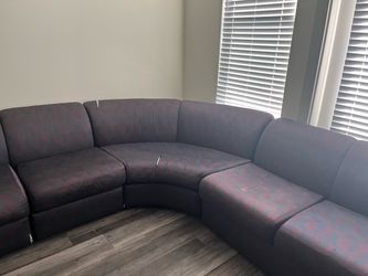 Huge Sectional *NEED GONE ASAP*  MUST PICK UP!!!**** 4 Pieces Bernhardt