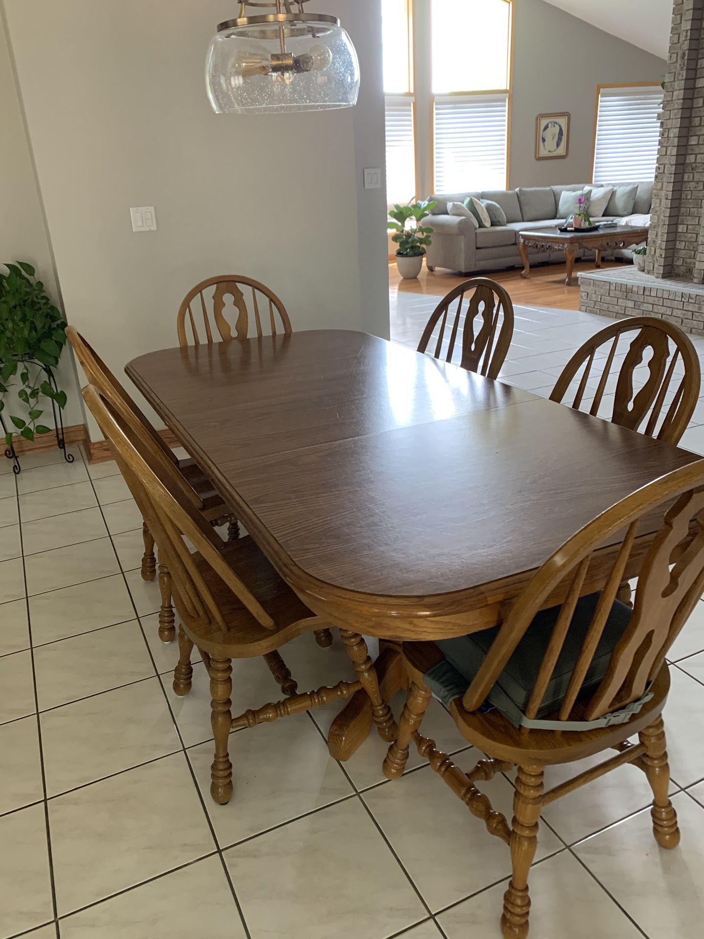 Kitchen Table with 6 Chairs 