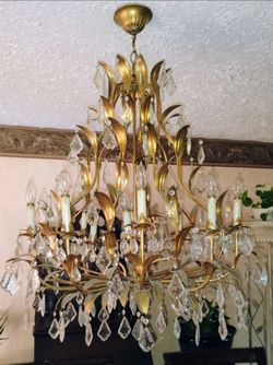 Italian crystal chandelier