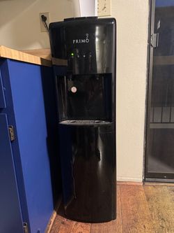 water dispenser hot and cold