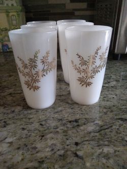 Beautiful 8 ounce glasses