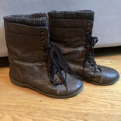 Ladies Brown Boots Size 9