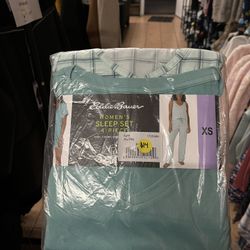 Women’s 4-piece Sleep Set 