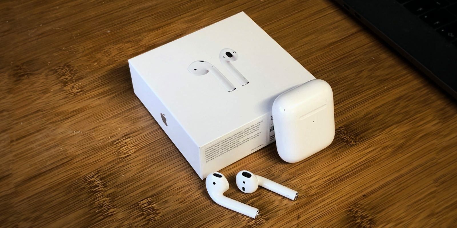 Apple AirPods 2 (2nd generation) Brand New.