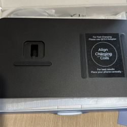 Seneo iWatch/iPhone Dual Wireless Charging Pad Black Brand New Open Box!!