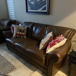 Nice Leather Couch And 2 Matching Chairs With Ottoman’s 