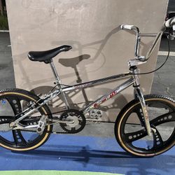 1996 Gt Power Series (Read Ad)