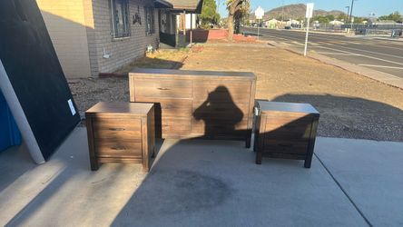 3-Piece Wood Dresser and Nightstand Set