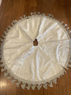 Christmas Tree Skirt