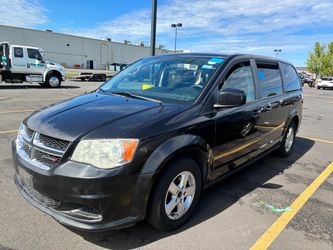 2012 Dodge Caravan w/ 100k miles clean title