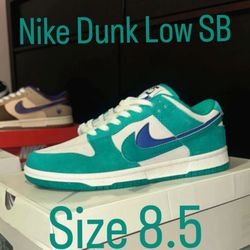 Nike Dunk Low SB 