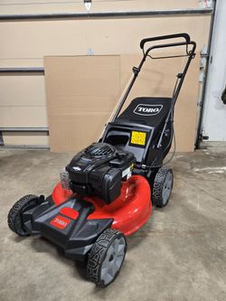 2026 Toro Self-propelled Lawnmower
Rear wheel drive
Warranty included
$349