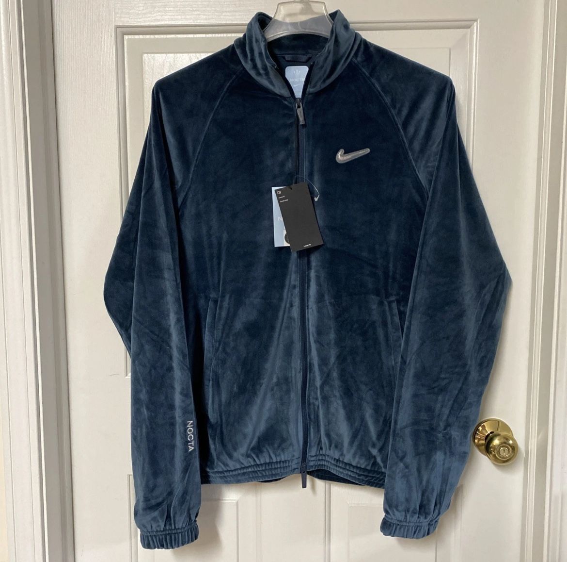 Men’s xl Nike x NOCTA Swarovski Crystals Velour Travel Jacket DV3734-454 Brand new with tags Drake x Nike Men’s size xl loose fit
