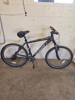 Specialized Hardrock Sport Mountain Bike