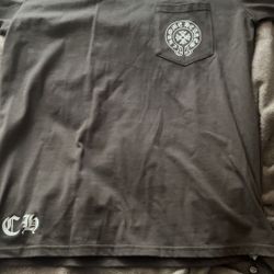 Grey Chrome Heart T Shirt Size Large